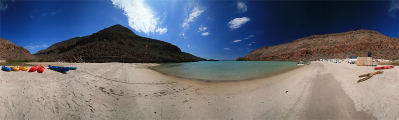 Bucht auf der Insel Espirito Santo nördlich von La Paz